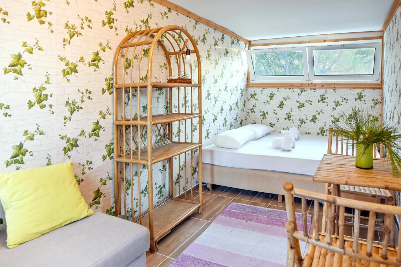 Drolma Ling Nature Cabins Theológos Exteriör bild