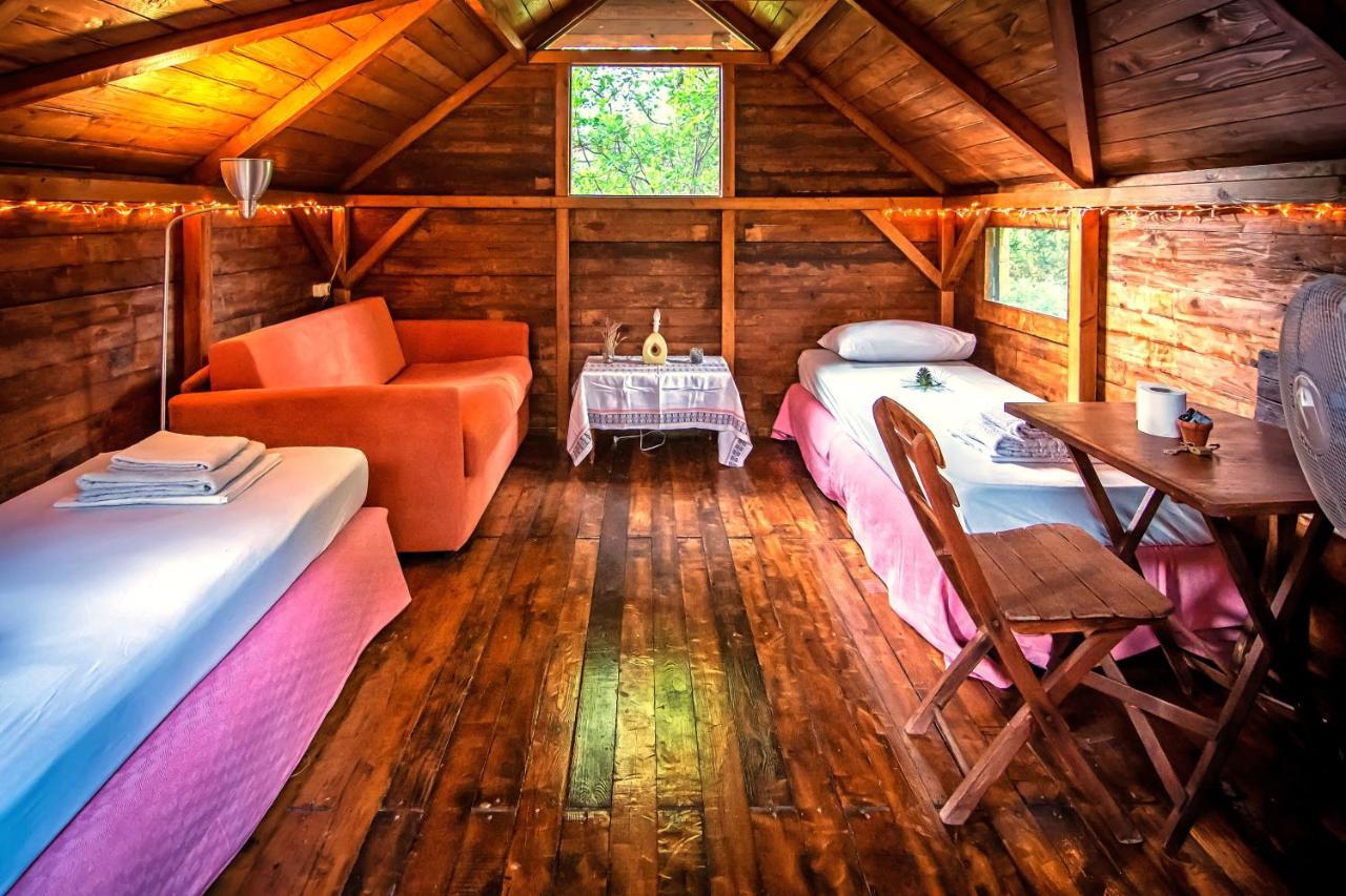 Drolma Ling Nature Cabins Theológos Exteriör bild